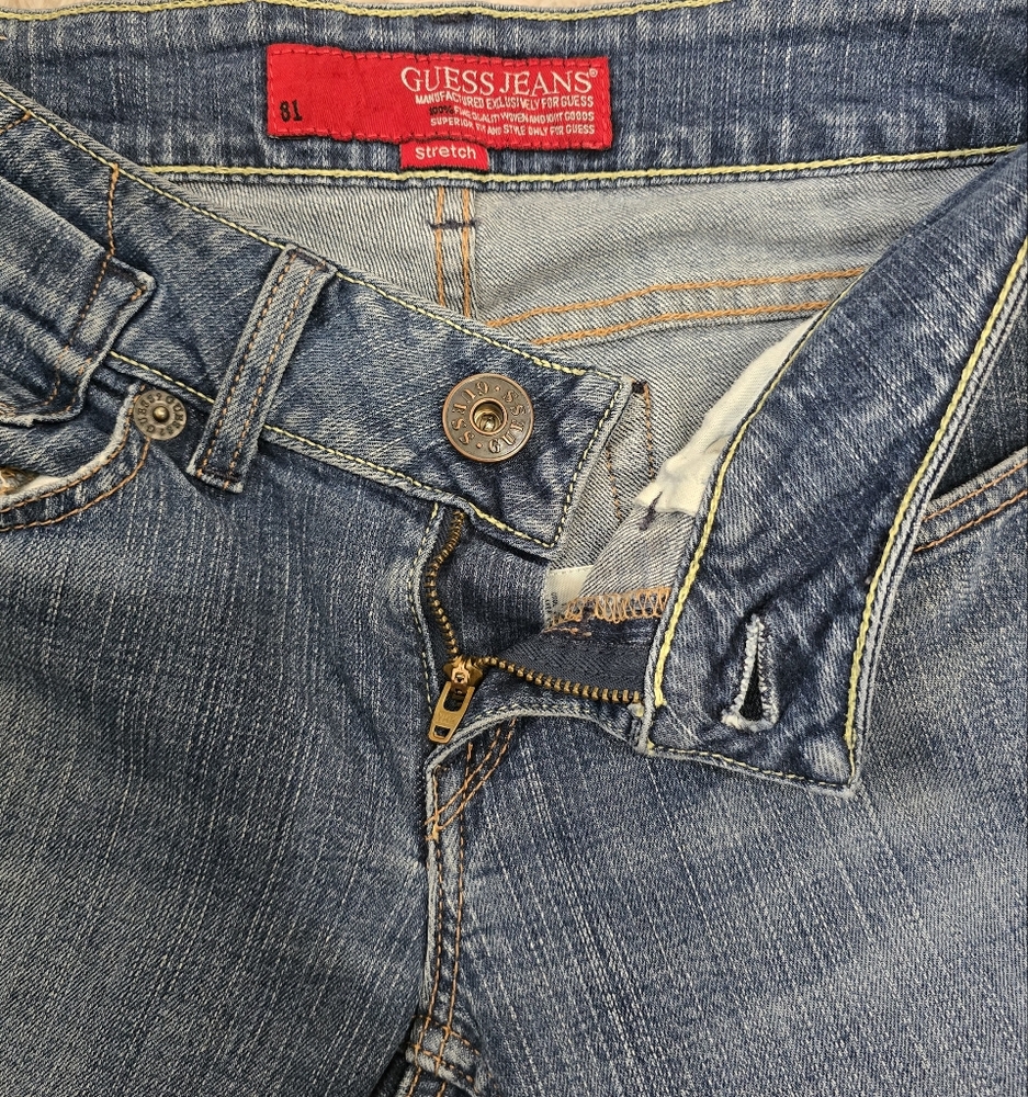 Guess Cuffed Mid Rise Capri Medium Wash Jeans Size 27 - Picture 9 of 10